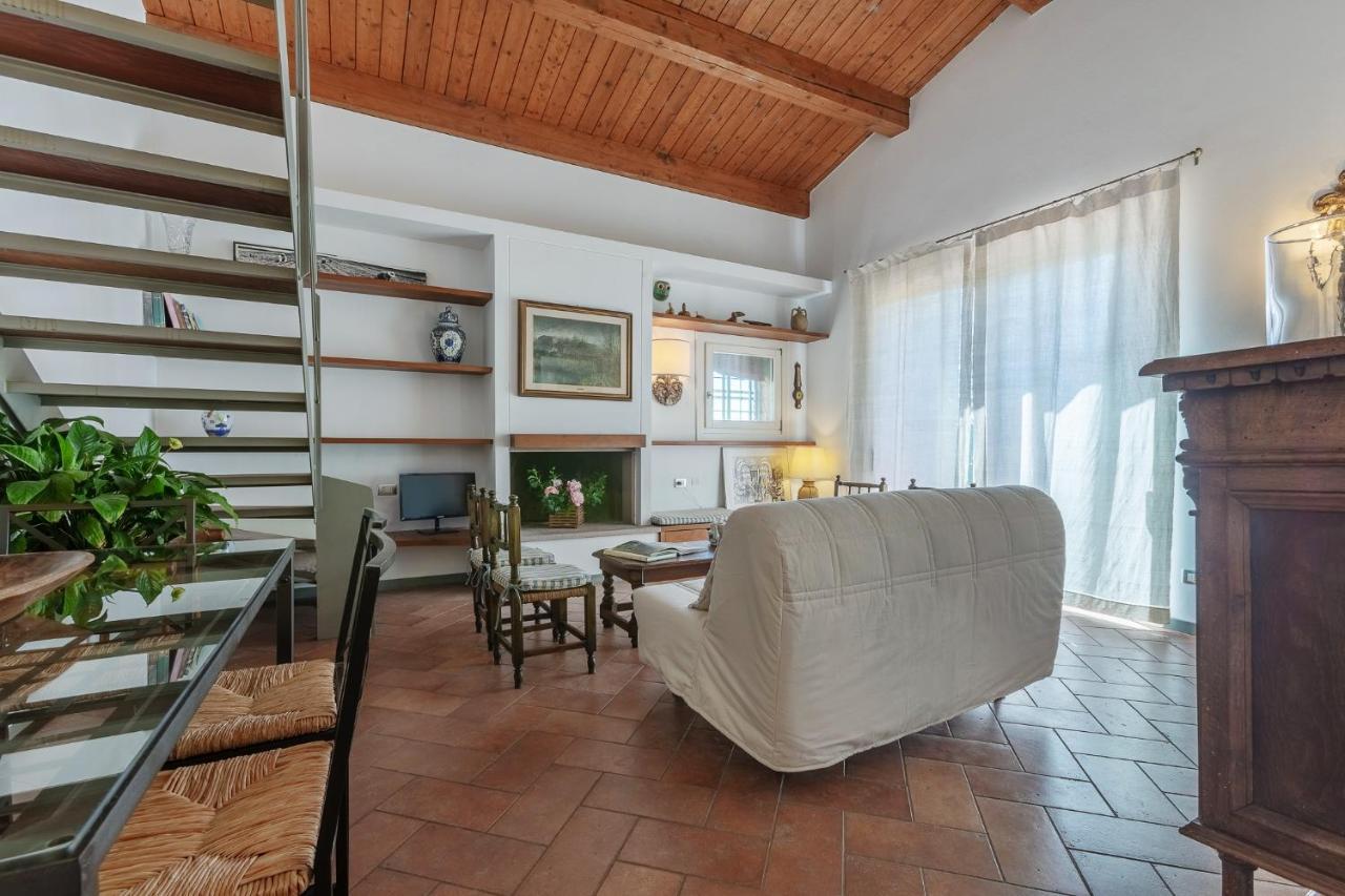 Francolino Duplex Charming La Farnia Villa Екстериор снимка